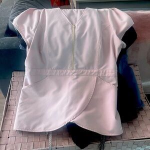 Jannuaa blush and rose gold scrubs. Top is XL and pants are XL